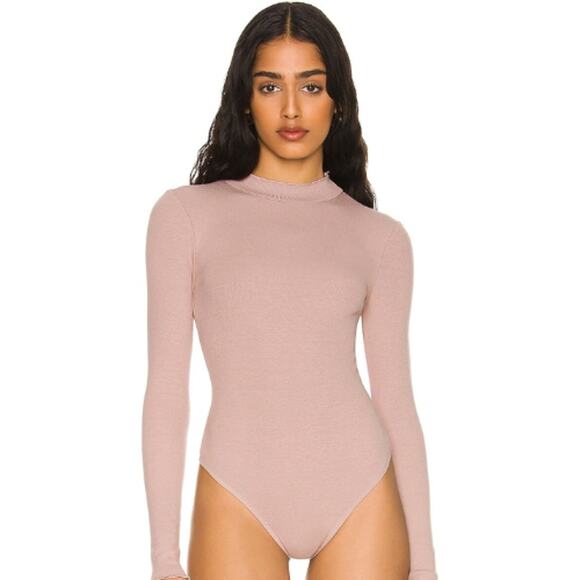 Lovers and Friends Abrielle Bodysuit in Soft Nude Mauve NWT Size Small - Picture 2 of 6